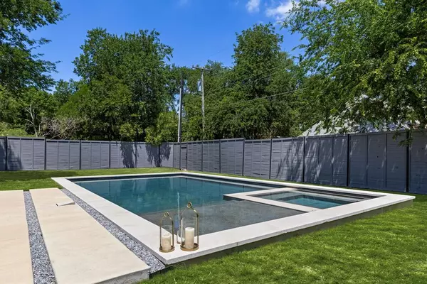 Dallas, TX 75230,6243 Churchill Way