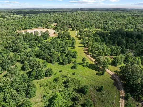 1942 E 1970 RD, Antlers, OK 74523