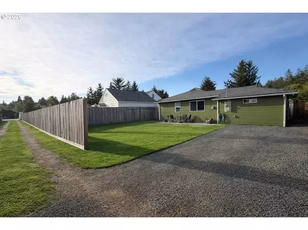 Reedsport, OR 97467,2136 GREENWOOD AVE