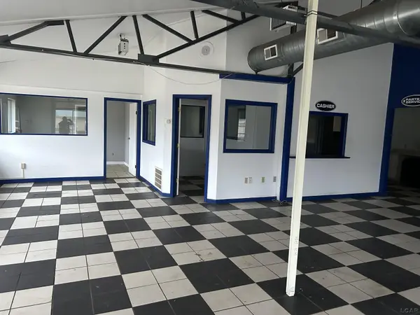 10405 Brooklyn RD, Columbia Twp, MI 49230