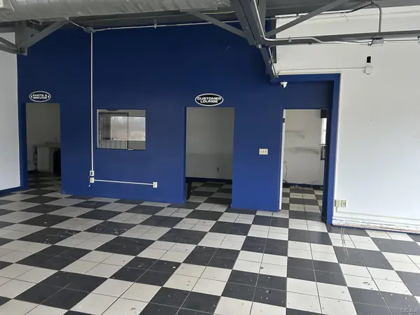 10405 Brooklyn RD, Columbia Twp, MI 49230