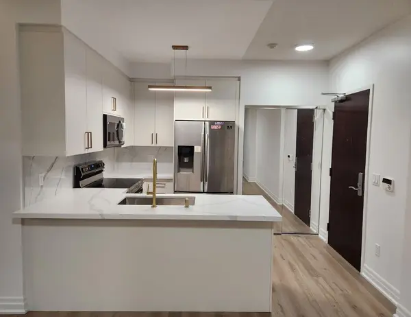 35 Balmuto ST #3010, Toronto C01, ON M4Y 0A3