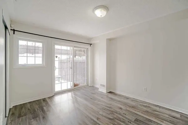 43 Denison AVE, Brampton, ON L6X 0T7