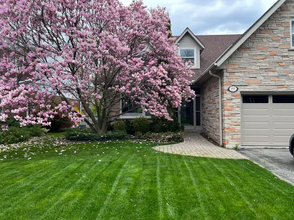 155 Cheverie ST, Oakville, ON L6J 6C3