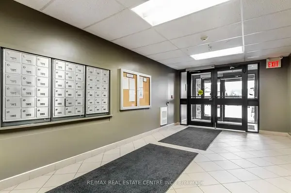 67 Kingsbury SQ #201, Guelph, ON N1L 0L3