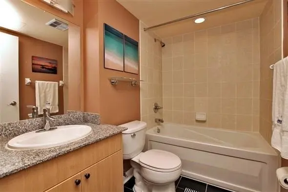 600 Fleet ST #2509, Toronto C01, ON M5V 1B7