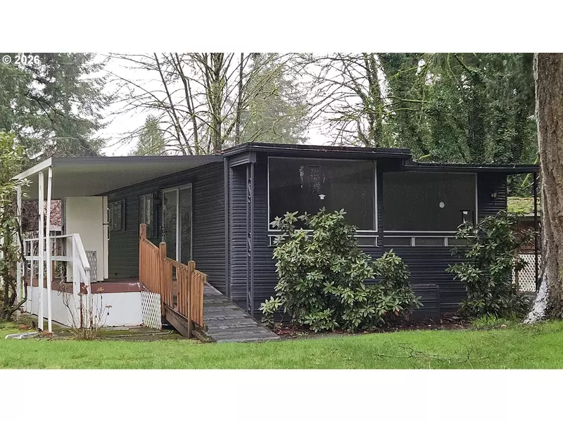 8021 OLD PACIFIC HWY, Castle Rock, WA 98611