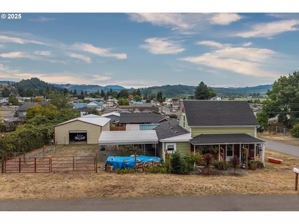 Myrtle Point, OR 97458,1404 HARRIS ST