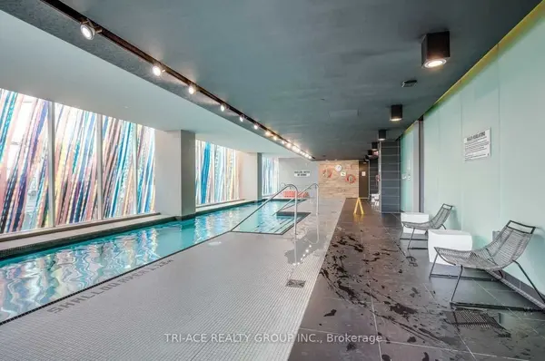 70 Queens Wharf RD #808, Toronto C01, ON M5V 0J2