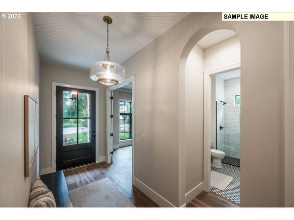 484 SW 95th AVE, Portland, OR 97225