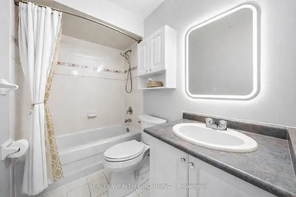 34 Castle Park BLVD, Vaughan, ON L4H 1M4