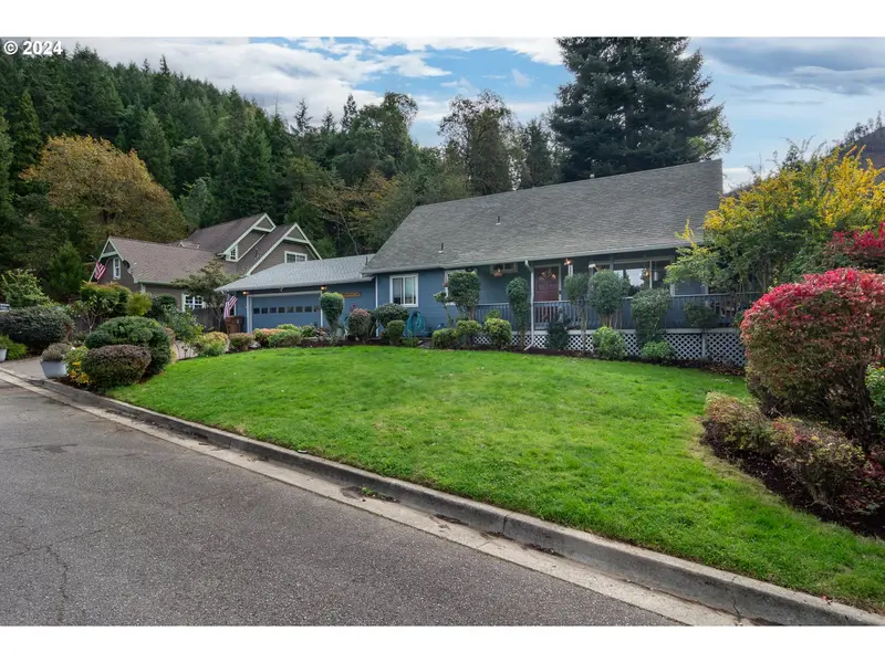 127 DEATON CT, Canyonville, OR 97417