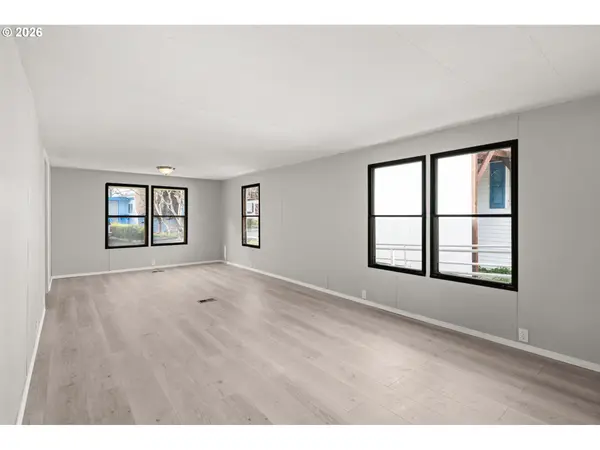 15505 OCEANVIEW DR #45, Brookings, OR 97415