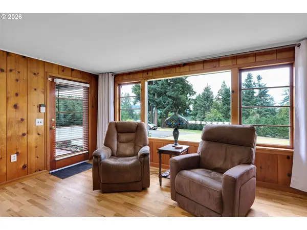 35478 BRABHAM RD, Pleasant Hill, OR 97455