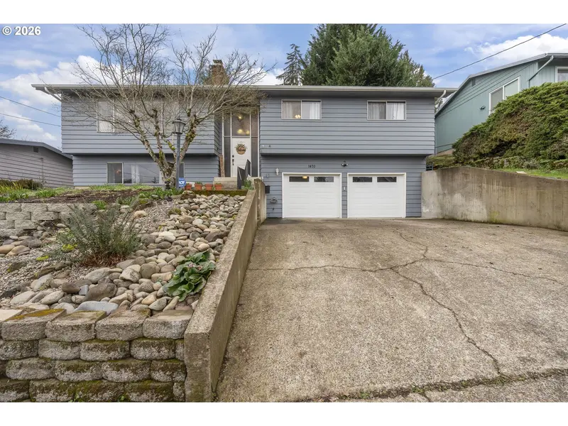 1470 AERIAL WAY SE, Salem, OR 97302