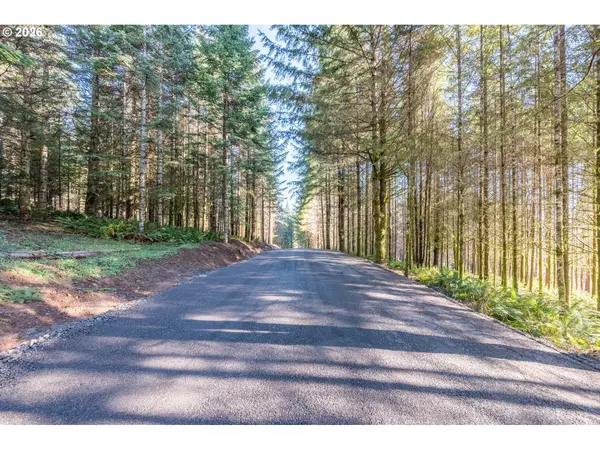 0 Bunker Hill RD #B, Longview, WA 98632