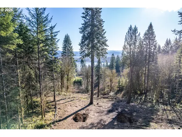 0 Bunker Hill RD #B, Longview, WA 98632