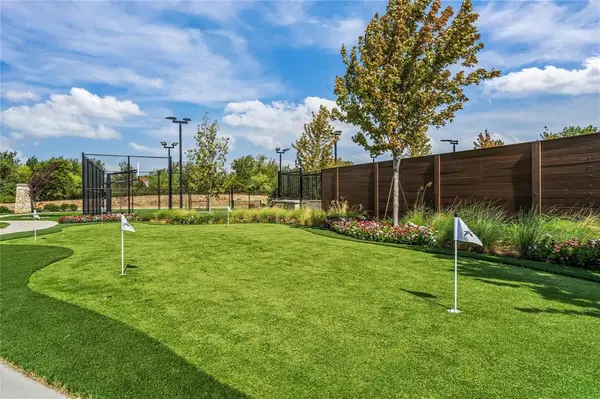 4600 Chablis Drive, Fort Worth, TX 76126