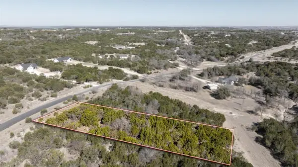 880 Sunfish Point, Bluff Dale, TX 76433
