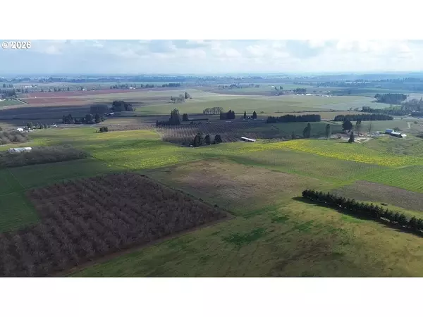 Dundee, OR 97115,19350 NE TRUNK RD