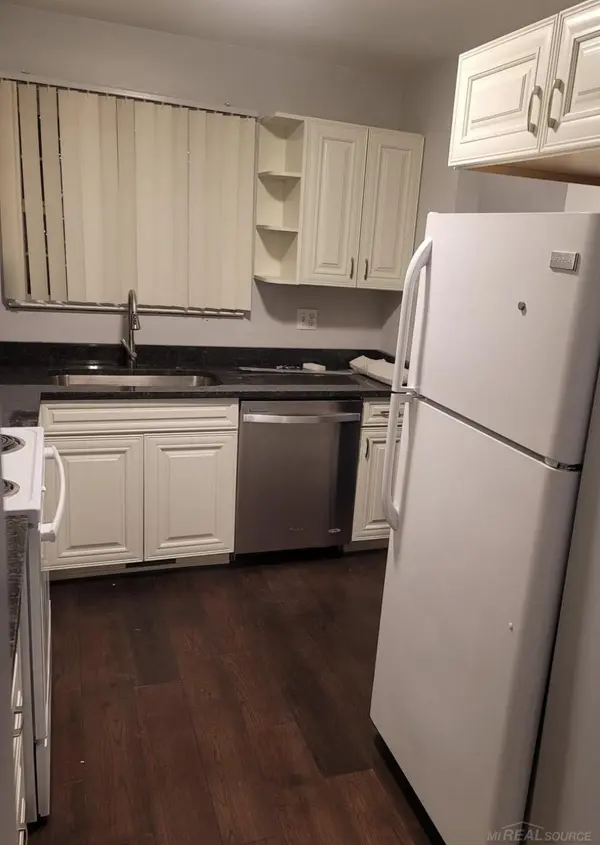 46101 Allenton ST, Macomb Twp, MI 48044