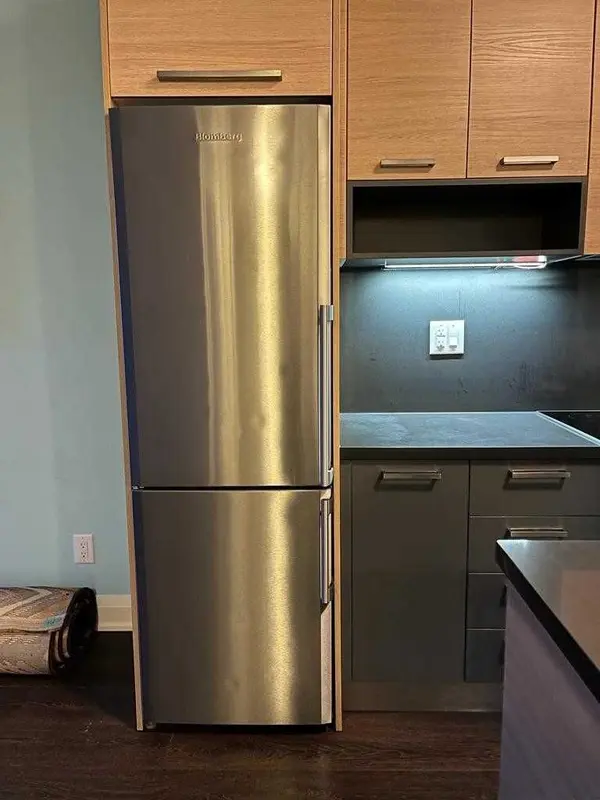 36 Park Lawn RD #3901, Toronto W06, ON M6V 0E5