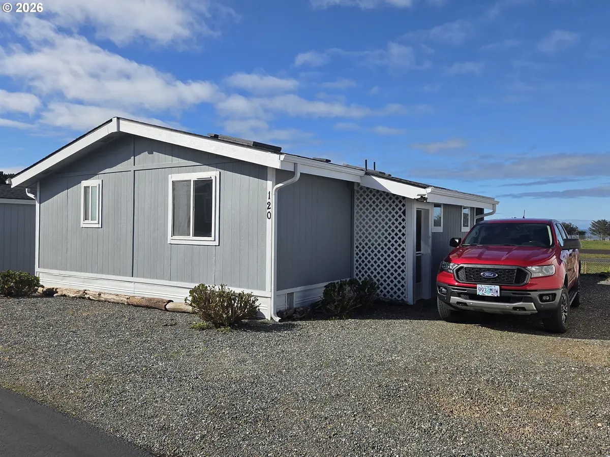 94120 STRAHAN ST #120, Gold Beach, OR 97444