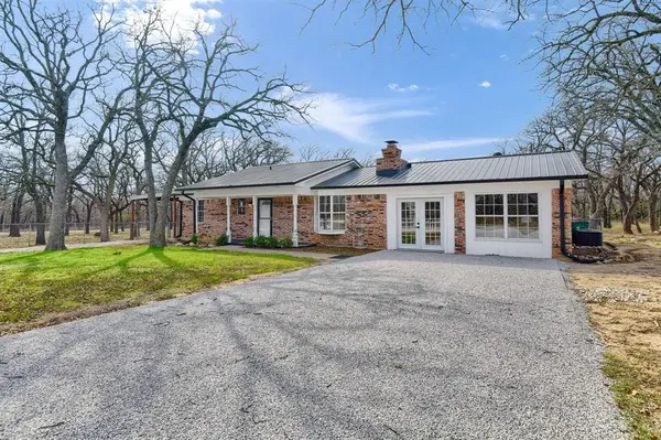 191 Seneca Trail S, Nocona, TX 76255