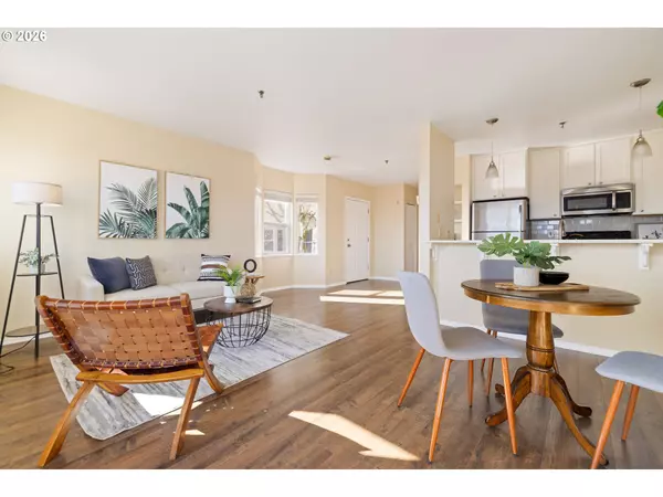 Portland, OR 97210,310 NW UPTOWN TER #2B