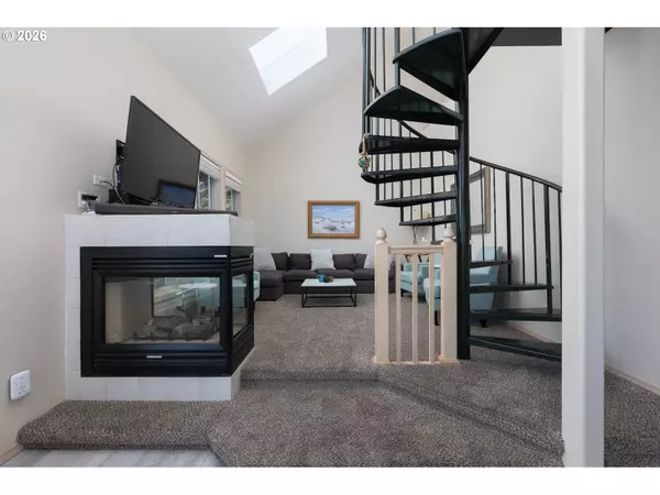 Lincoln City, OR 97367,2260 SW BARD RD