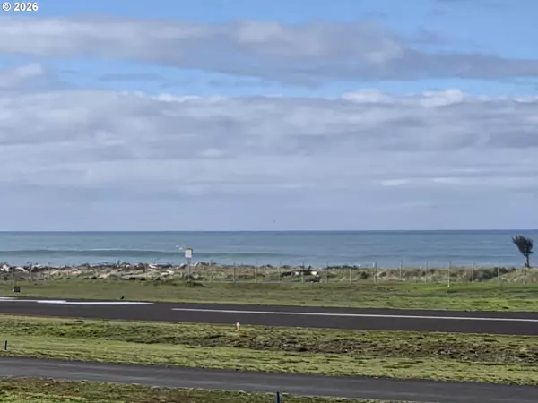 Gold Beach, OR 97444,94120 STRAHAN ST #120