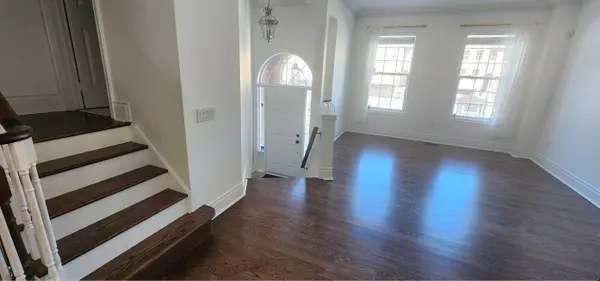 8038 Yonge ST #8, Vaughan, ON L4J 1W3