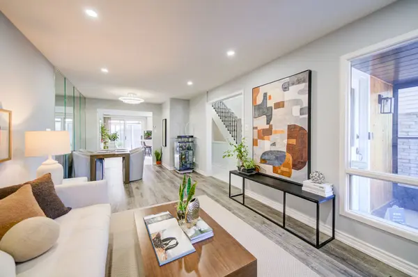 83 McClintock CRES, Vaughan, ON L4J 2S8