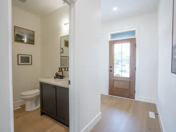 147 Scotts DR #22, Lucan Biddulph, ON N0M 2J0