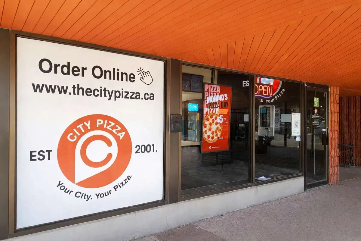 35 Harvard RD #10, Guelph, ON N1G 3A2