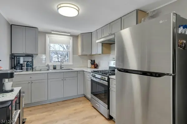 61 Christina St, Little Ferry Boro, NJ 07643