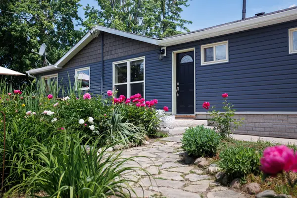 1385 Furniss DR, Ramara, ON L0K 1B0