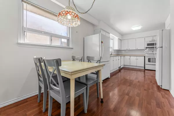 Toronto W09, ON M9R 1N7,23 Beaumaris CRES