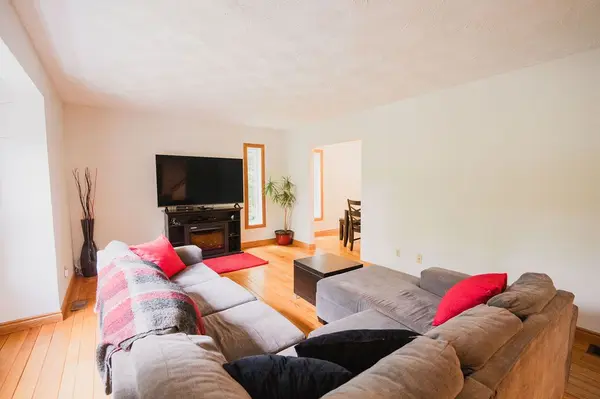 12 Murray ST, Sundridge, ON P0A 1Z0