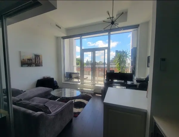 2020 Bathurst ST #210, Toronto C03, ON M5P 0A6