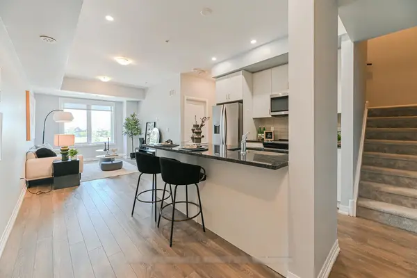 2635 William Jackson DR #723, Pickering, ON L1P 2V8