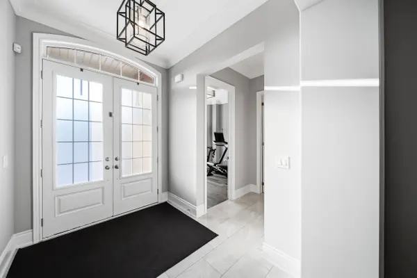 11 Coastal TRL, King, ON L7B 0A5