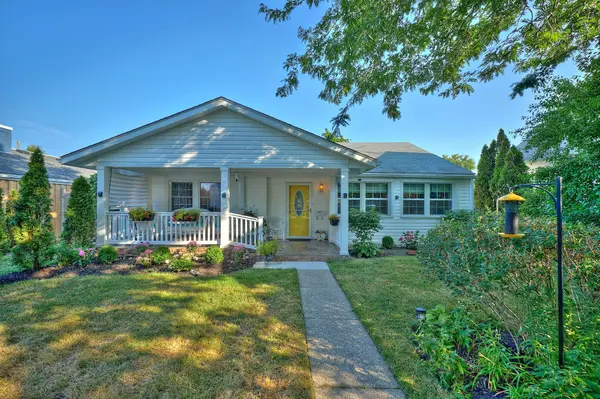 662 Lakeshore RD, Fort Erie, ON L2A 1B9