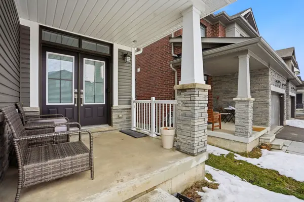 19 Hawick CRES, Haldimand, ON N3W 0G5