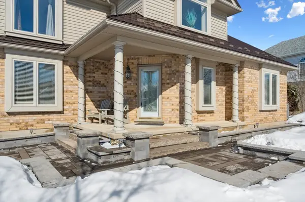 3 Pine Ridge DR, Guelph, ON N1L 1N6