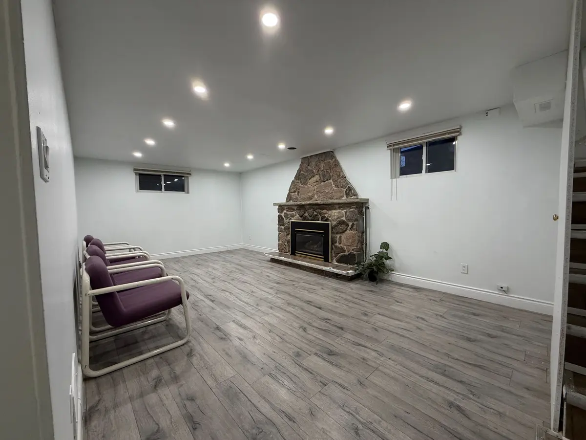 41 Manitou CRES N #Basement, Brampton, ON L6S 2Z6