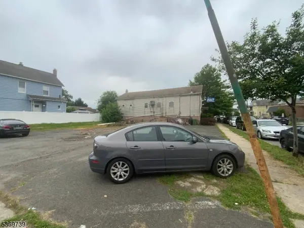 2114 Grier Ave, Linden City, NJ 07036