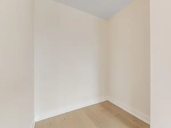 75 The Donway N/A W #103, Toronto C13, ON M3C 2E9