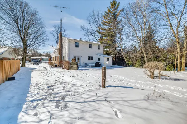 53 MCLAUGHLIN RD N, Brampton, ON L6X 1E9