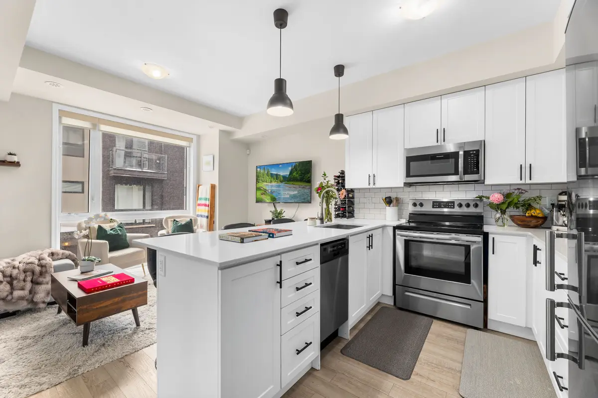 30 Fieldway RD #78, Toronto W08, ON M8Z 0E3